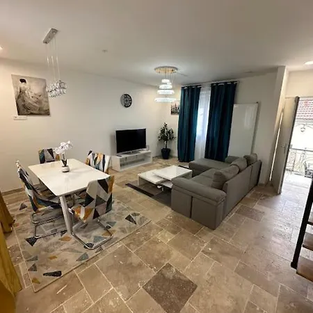 Villa Luxueuse Neuve Avec Jardin Colombes (Hauts-de-Seine)