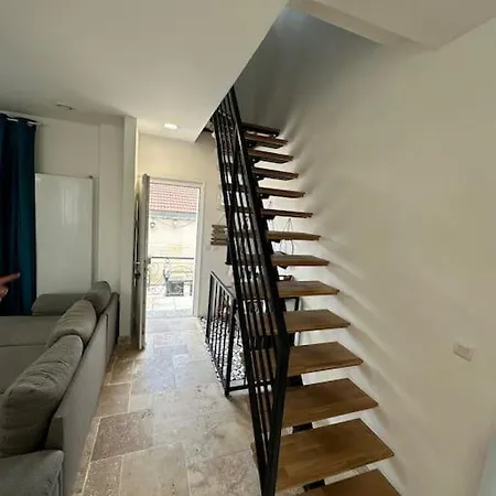 Luxueuse Neuve Avec Jardin
