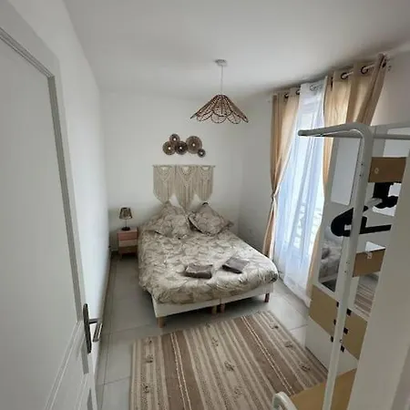 Luxueuse Neuve Avec Jardin Villa *